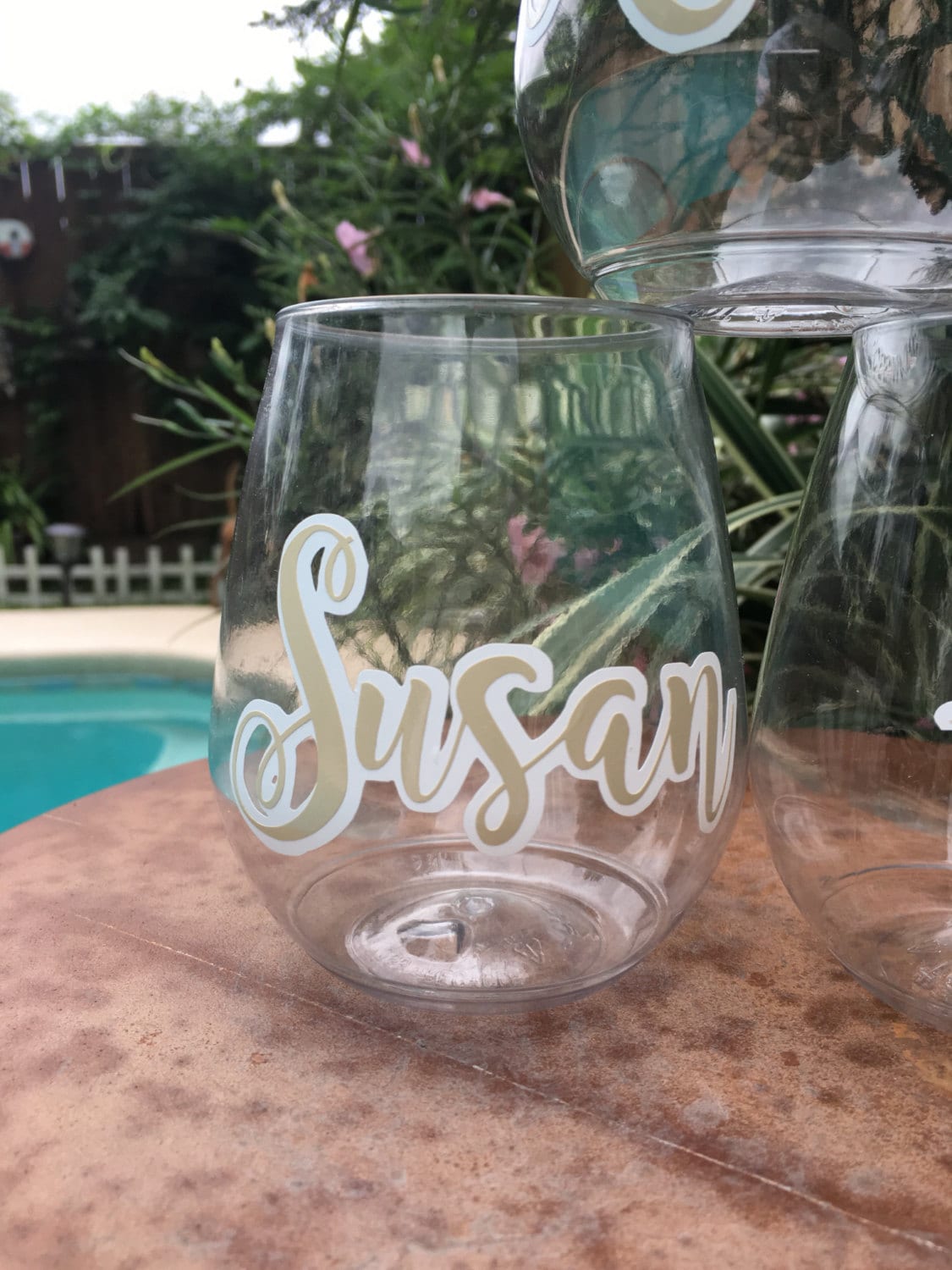 Custom Plastic Stemless Wine & Champagne Glasses